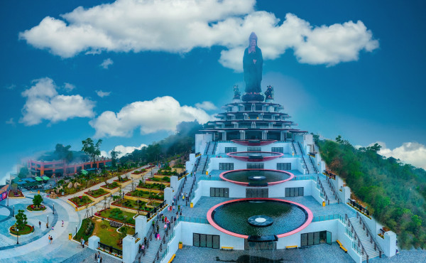 1 Day Cu Chi Tunnels & Black Virgin Lady Mountain